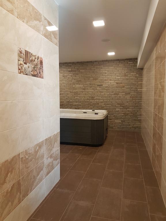 Sinabovite Houses Hotel Badevtsi Bagian luar foto