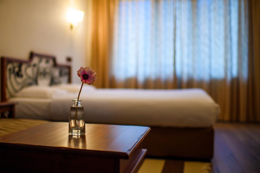 Sinabovite Houses Hotel Badevtsi Bagian luar foto
